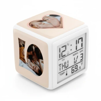 Personalizované digitální hodiny