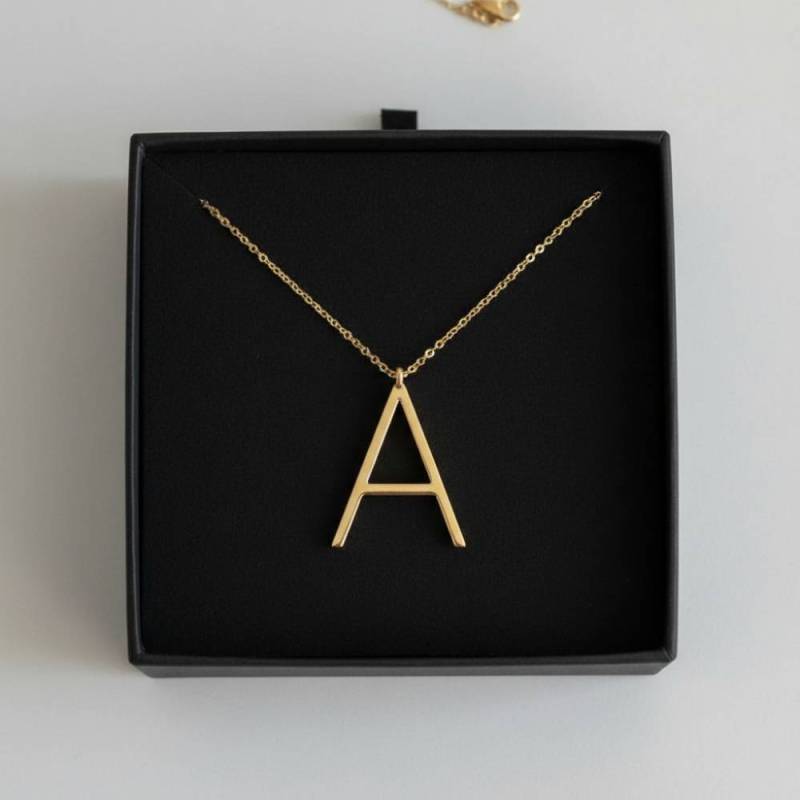 Personalizovaný náhrdelník s tvou iniciálou