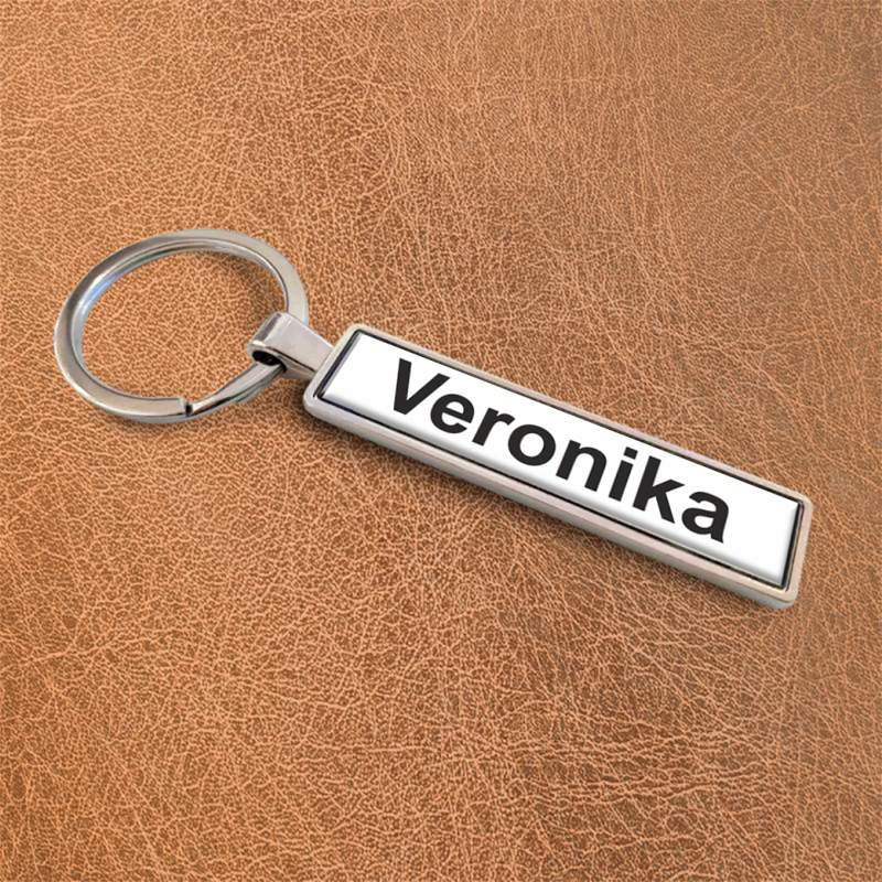 Personalizovaná klíčenka - Bílé jméno