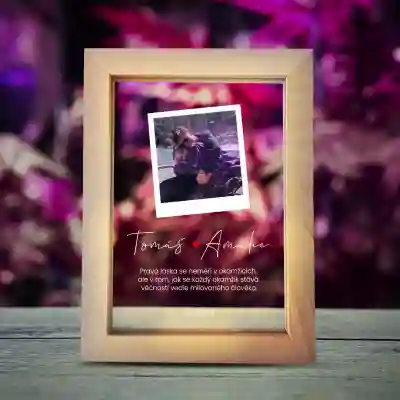 Světelný fotorámeček – Polaroid