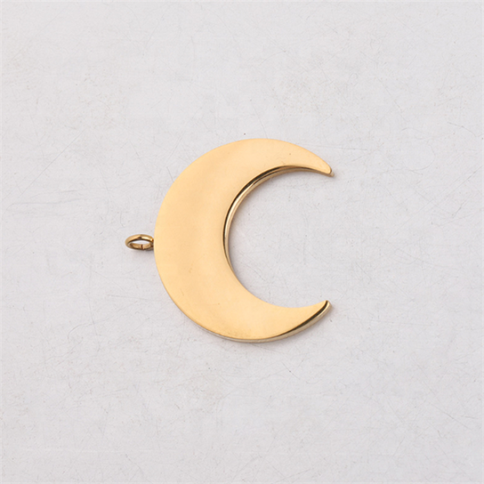 Náhrdelník s přívěskem půlměsíce