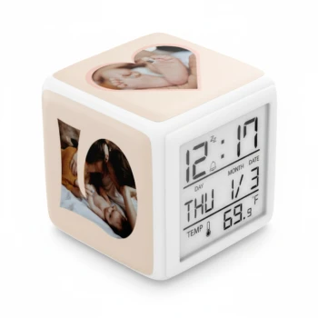 Personalizované digitální hodiny